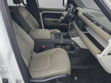 Land Rover DEFENDER 110 SE P400  7-SITZE AHK