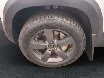 Land Rover DEFENDER 110 SE P400  7-SITZE AHK