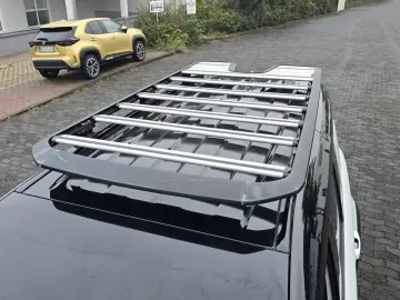 Land Rover DEFENDER 110 SE P400  7-SITZE AHK