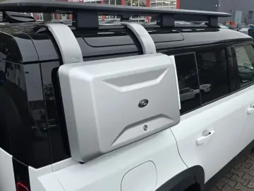 Land Rover DEFENDER 110 SE P400  7-SITZE AHK