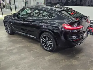 BMW  M X4 X Drive-  AHK  Har.Kardon. HeadUp  LED
