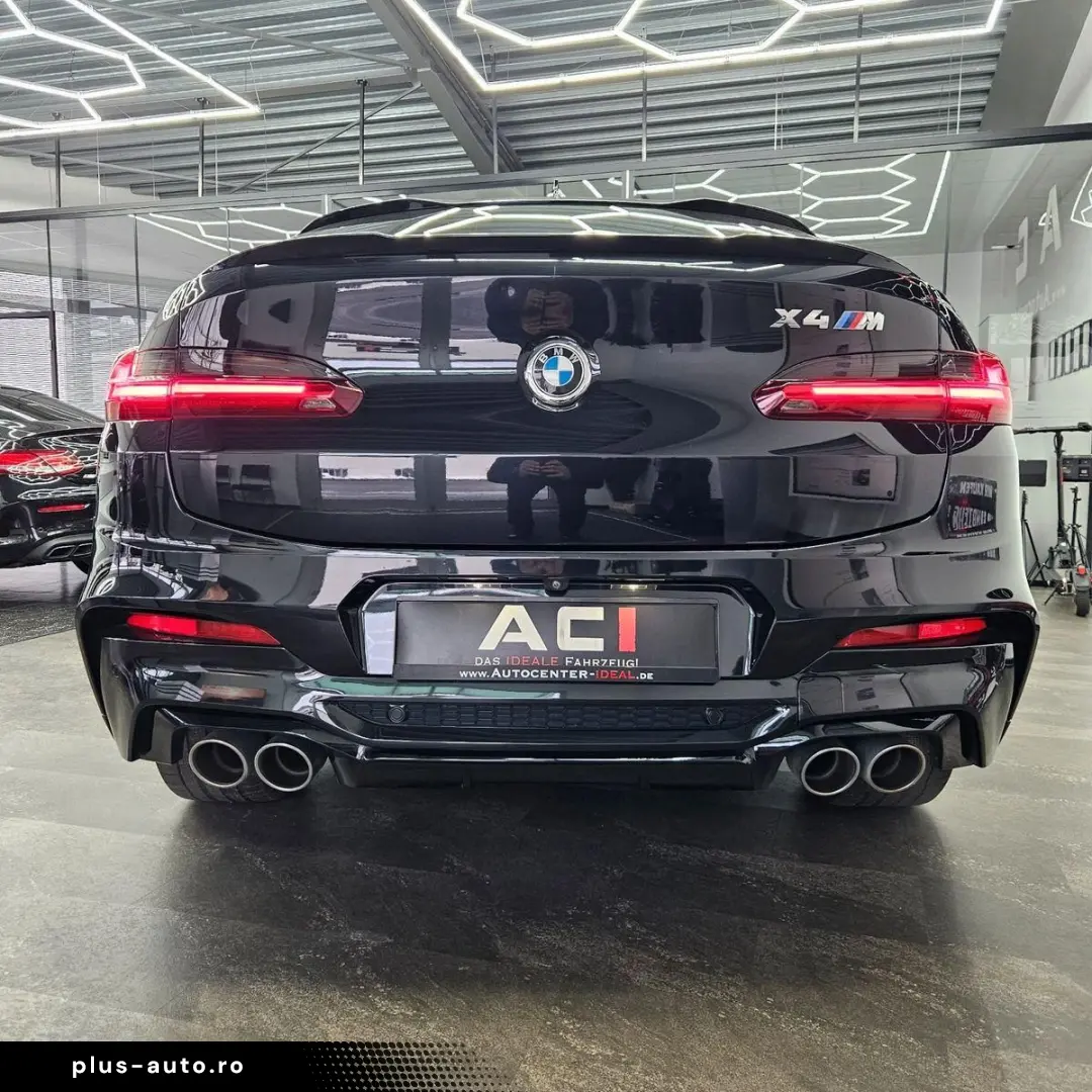 BMW  M X4 X Drive-  AHK  Har.Kardon. HeadUp  LED