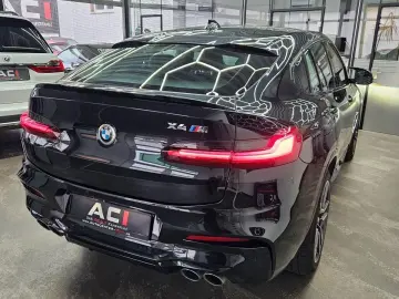 BMW  M X4 X Drive-  AHK  Har.Kardon. HeadUp  LED