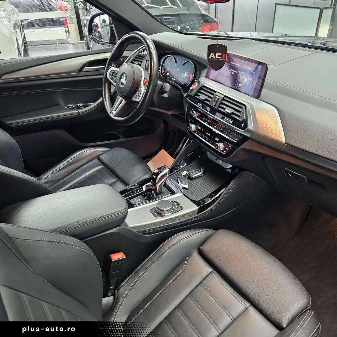 BMW  M X4 X Drive-  AHK  Har.Kardon. HeadUp  LED