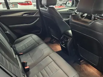 BMW  M X4 X Drive-  AHK  Har.Kardon. HeadUp  LED