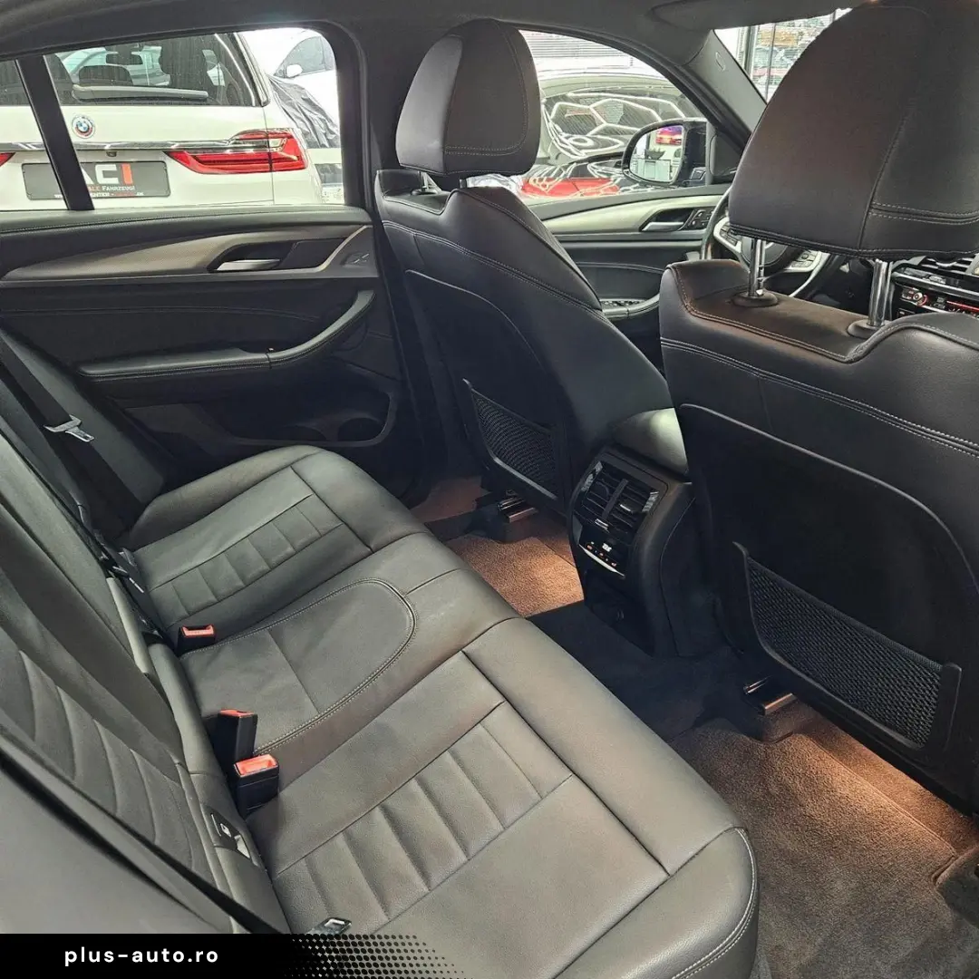 BMW  M X4 X Drive-  AHK  Har.Kardon. HeadUp  LED