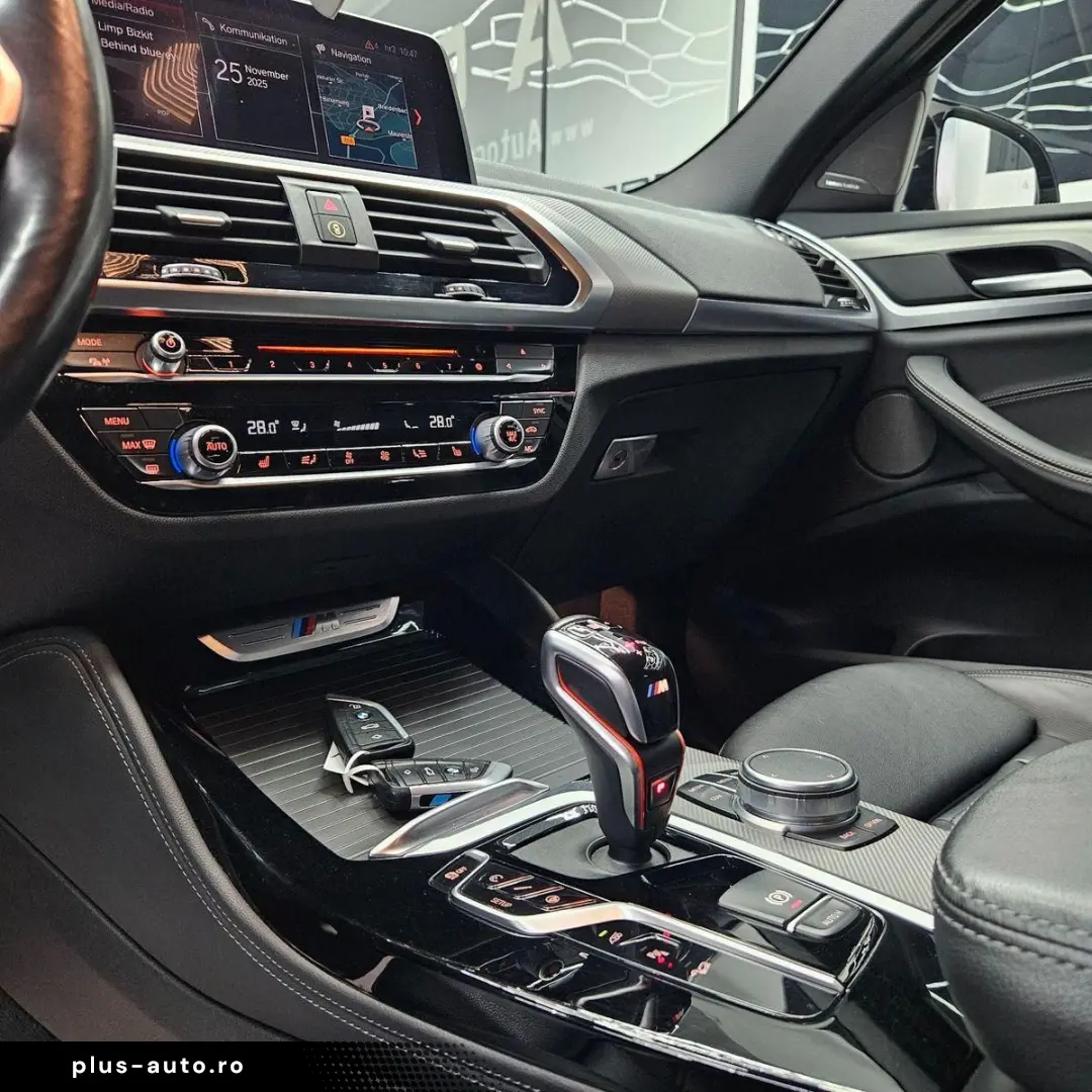 BMW  M X4 X Drive-  AHK  Har.Kardon. HeadUp  LED