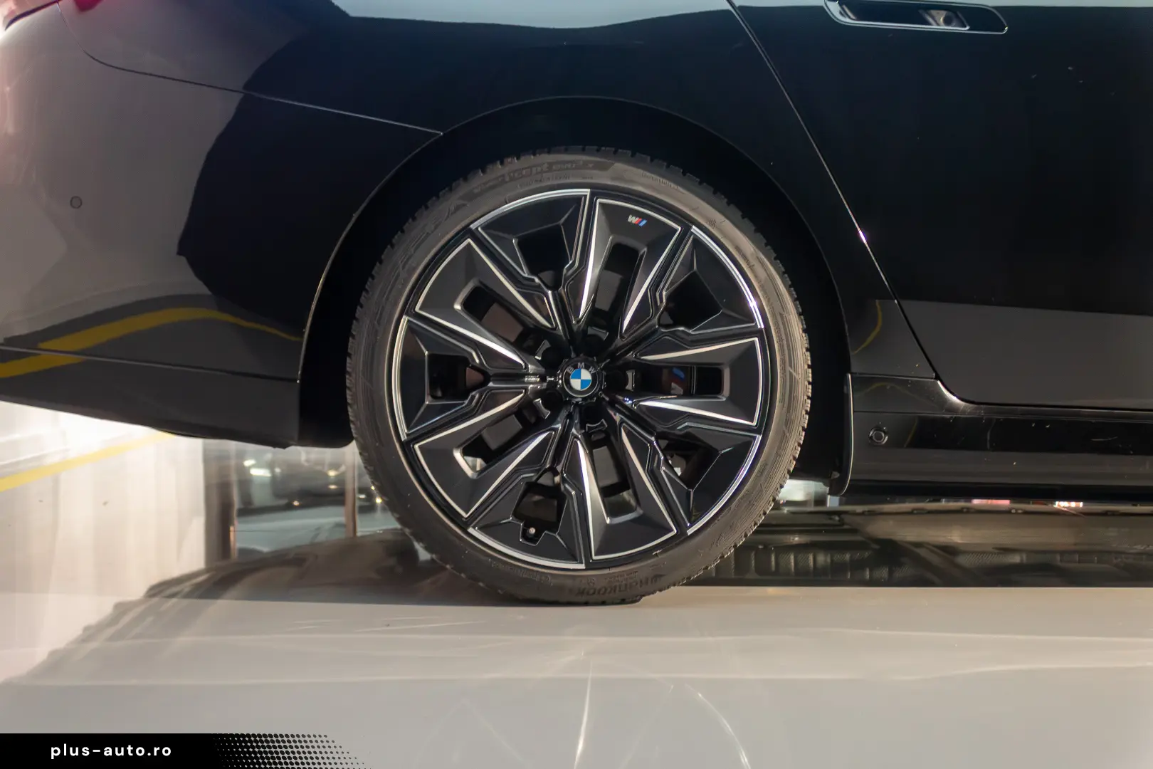 BMW 750 e xDrive M-Sport