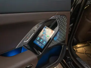 BMW 750 e xDrive M-Sport