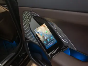 BMW 750 e xDrive M-Sport