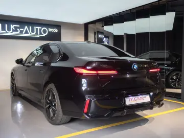 BMW 750 e xDrive M-Sport