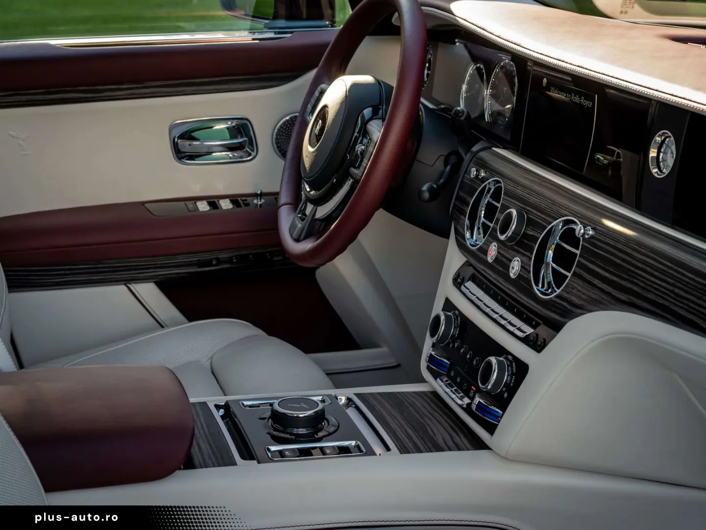 Rolls-Royce Ghost  PROVENANCE