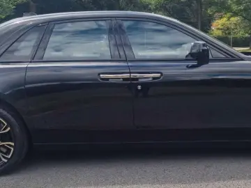 Rolls-Royce  Ghost Black Badge