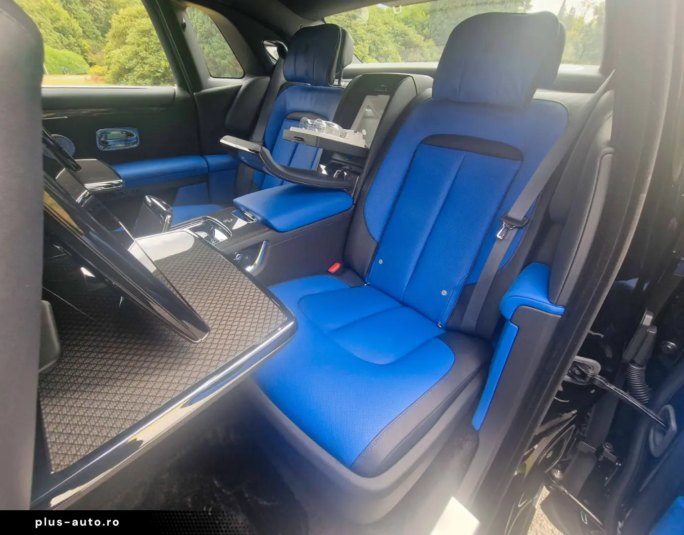 Rolls-Royce  Ghost Black Badge