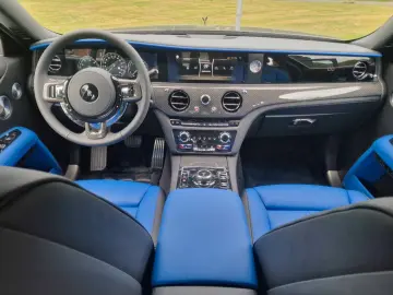 Rolls-Royce  Ghost Black Badge