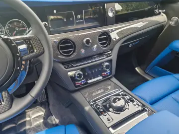 Rolls-Royce  Ghost Black Badge