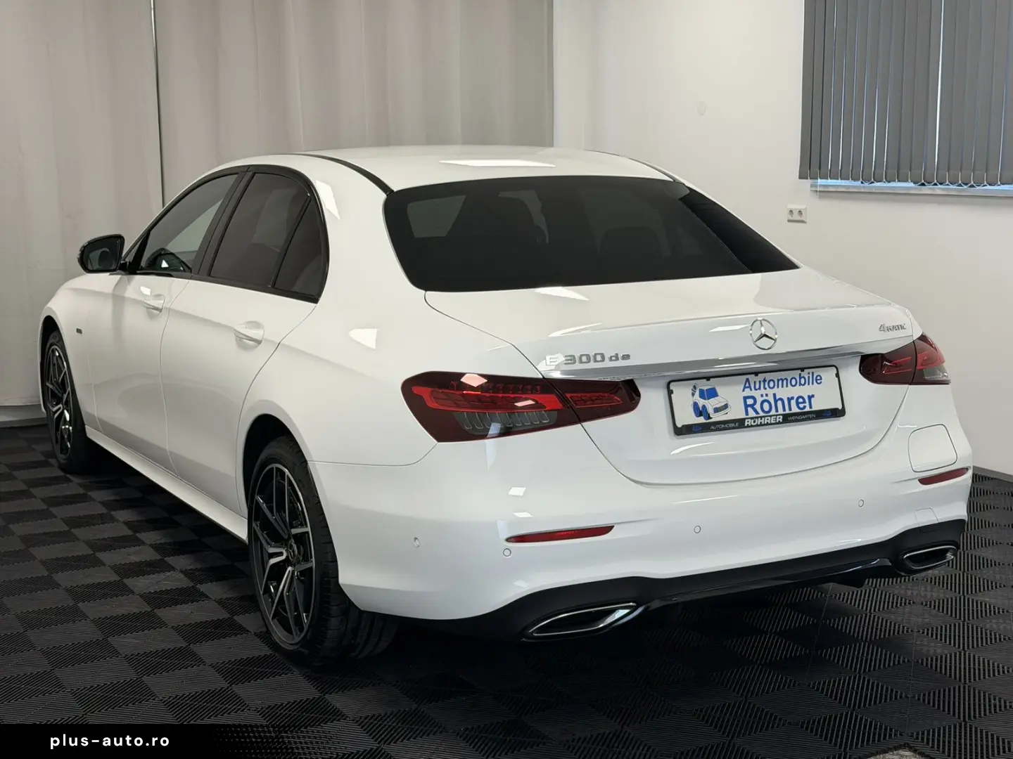 E 300 de 4M AMG Line Night MB-LED Wide Distr.