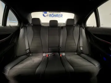 E 300 de 4M AMG Line Night MB-LED Wide Distr.