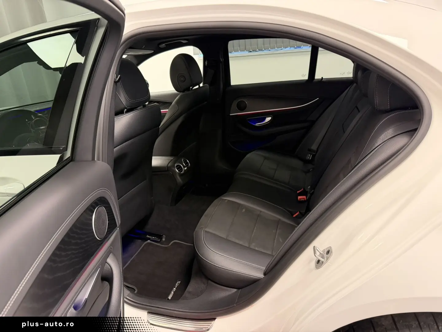 E 300 de 4M AMG Line Night MB-LED Wide Distr.