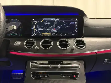 E 300 de 4M AMG Line Night MB-LED Wide Distr.