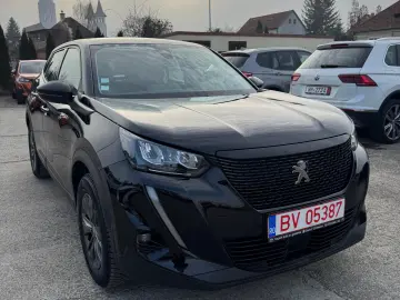 Peugeot 2008 1.2 Pure Tech Active Business