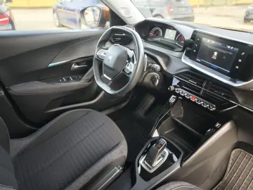 Peugeot 2008 1.2 PureTech Style