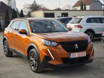 Peugeot 2008 1.2 PureTech Style