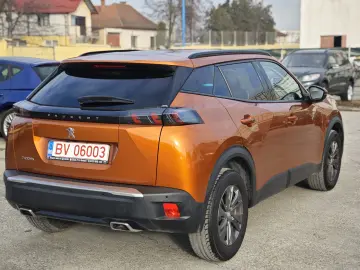 Peugeot 2008 1.2 PureTech Style