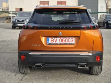 Peugeot 2008 1.2 PureTech Style