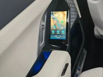 740 d xDrive MSport Cinema Loung B&W