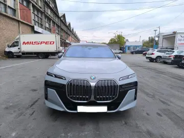 740D x DRIVE M SPORT SKY  B&W  STHZG