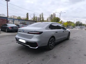 740D x DRIVE M SPORT SKY  B&W  STHZG