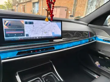 740D x DRIVE M SPORT SKY  B&W  STHZG