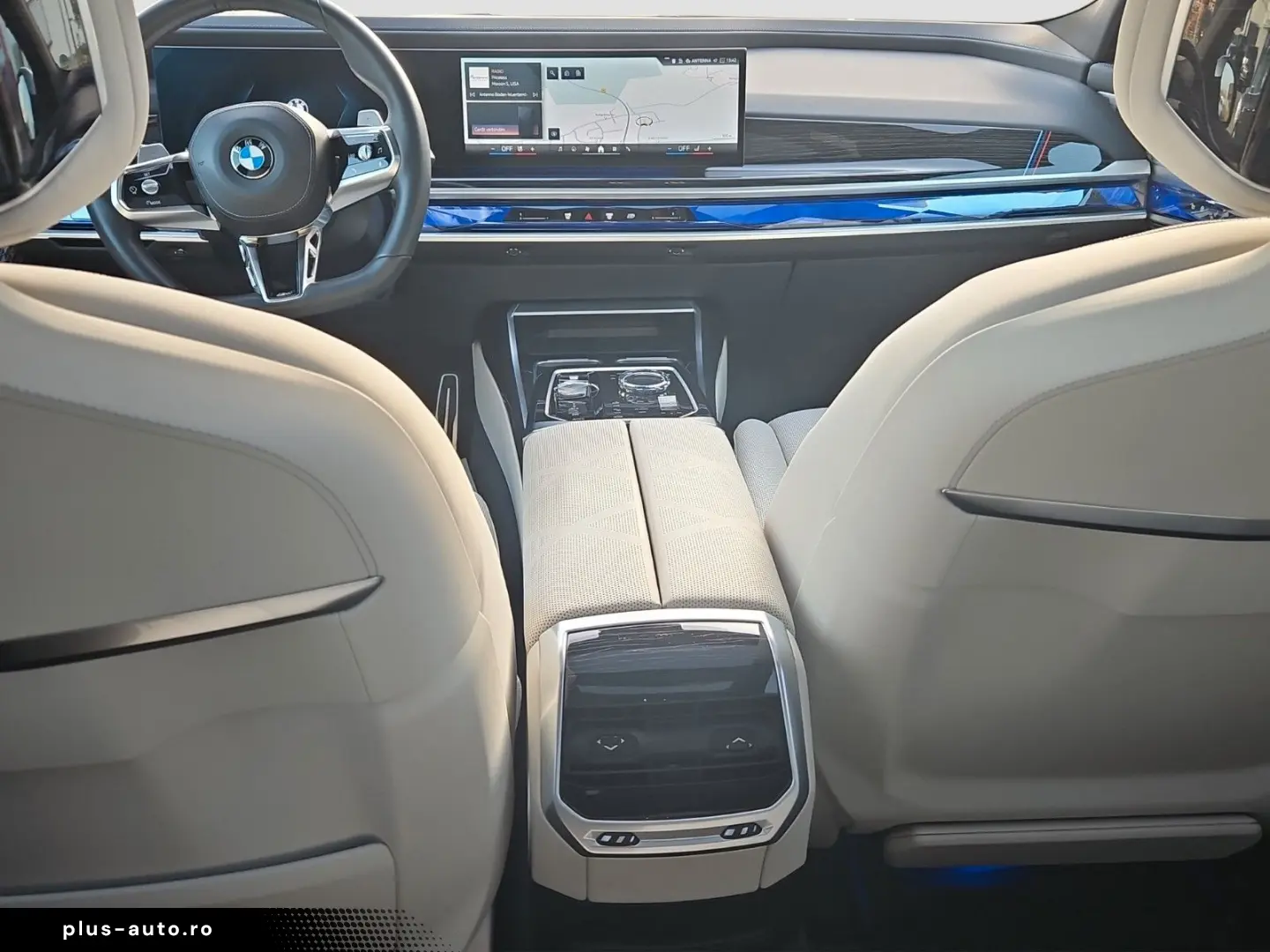 740 d xDrive MSport Cinema Loung B&W