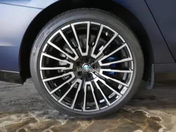 750e xDrive M Sportpaket UPE 187TEuro 21  Bowers