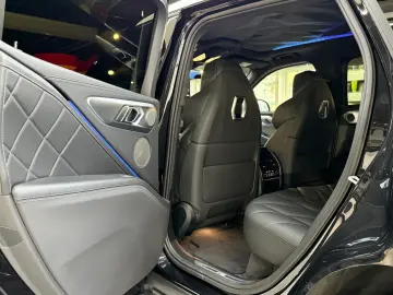 XM 50 e Iconic 360  Massage Autobahnas AHK 23