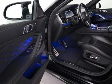 X6 M Competition Sky Lounge Carbon Soft AHK TV