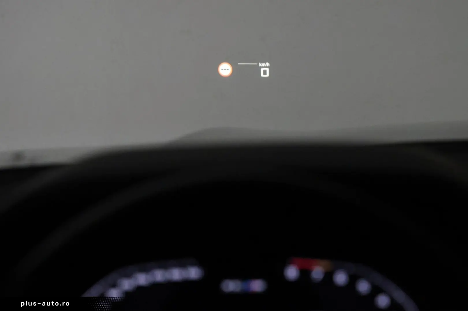 X6 M Competition Sky Lounge Carbon Soft AHK TV