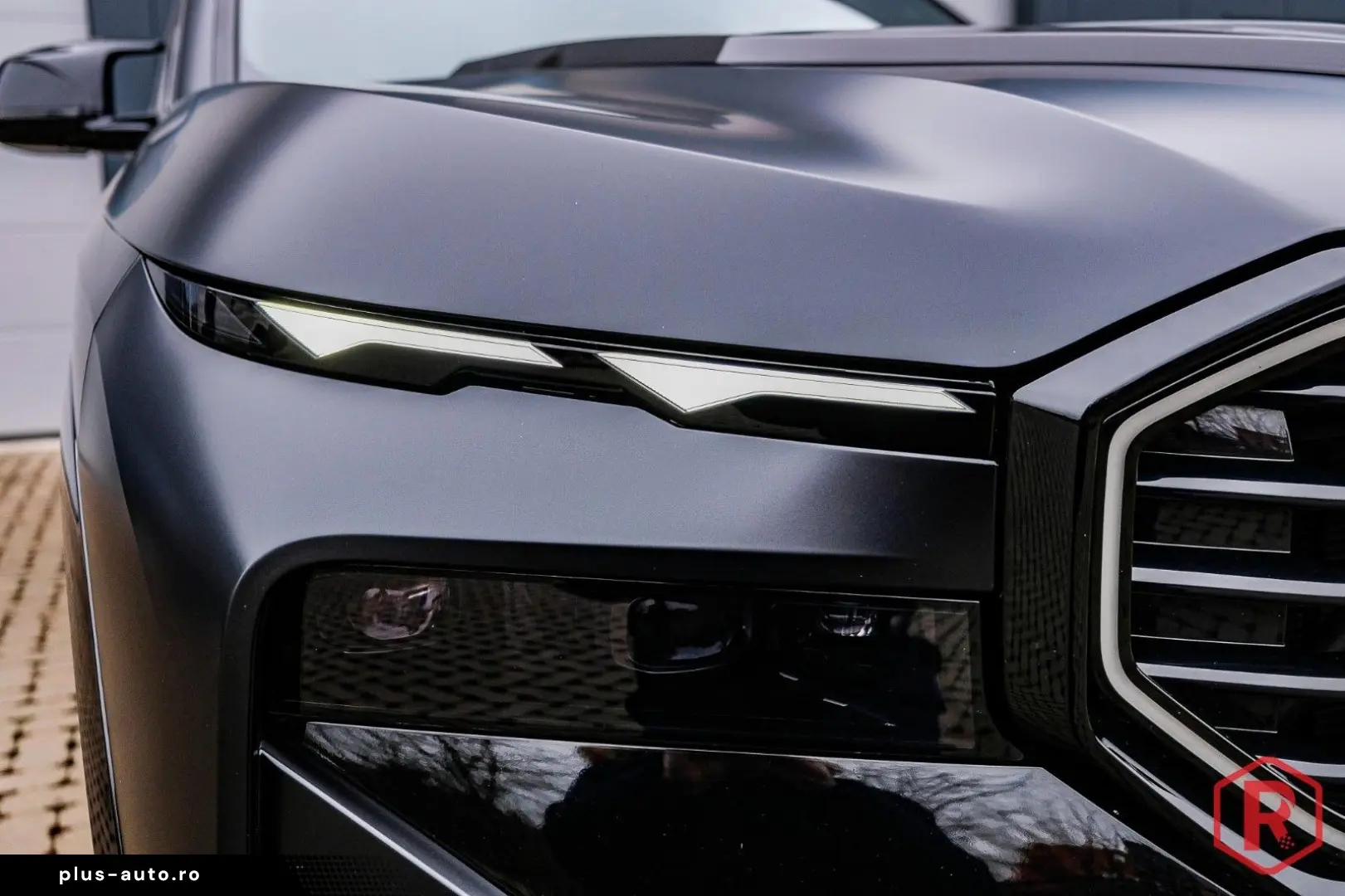 XM Mansory 4.4 V8 653ch Hybrid VAT