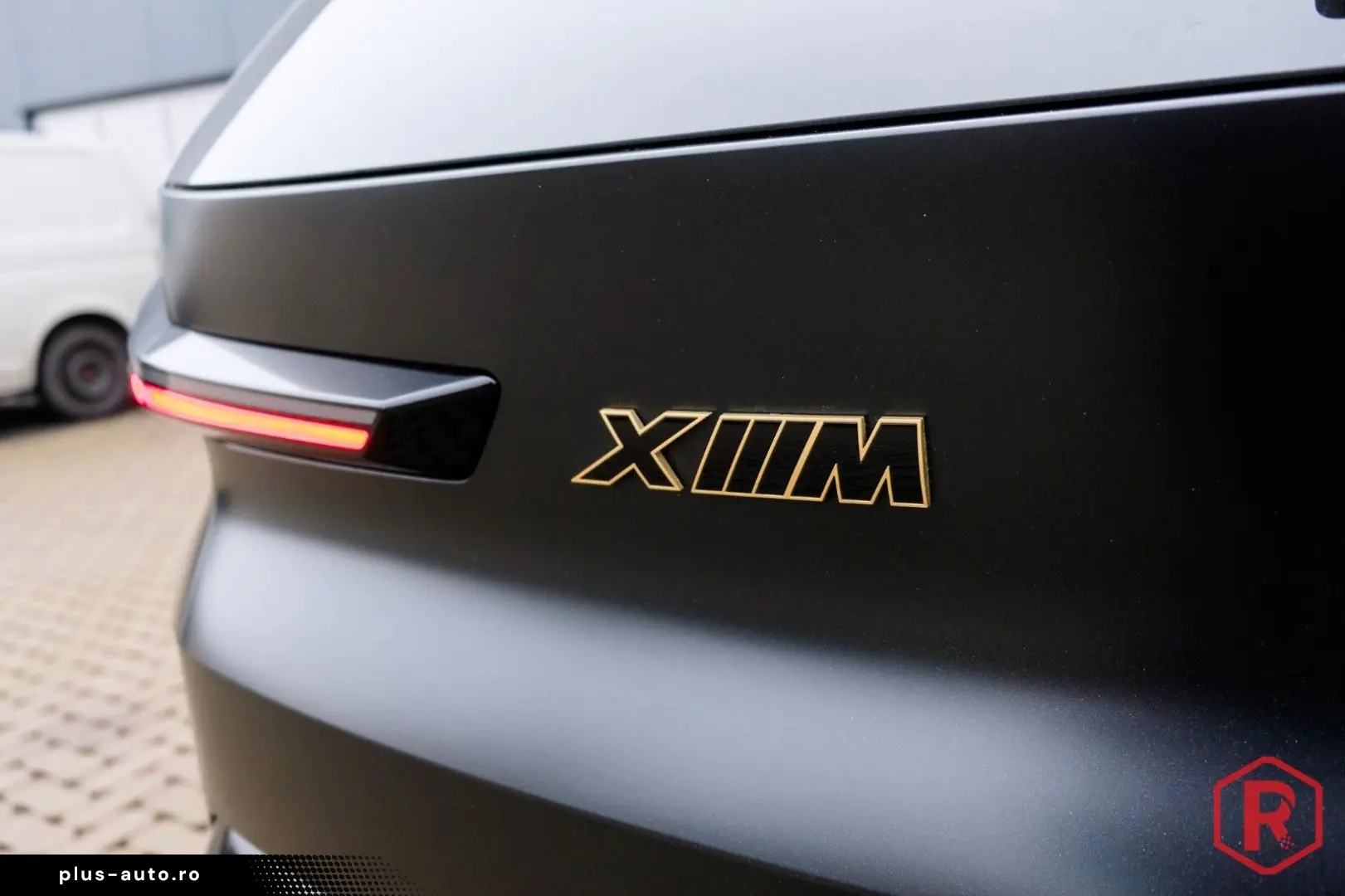 XM Mansory 4.4 V8 653ch Hybrid VAT