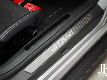 992 GT3 RS Weissach PCCB Lift Carbon Clubsport