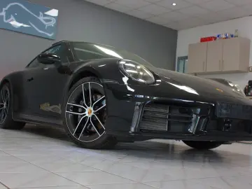 992.2 FACELIFT~wie NEU!~Sport Design~Chrono!