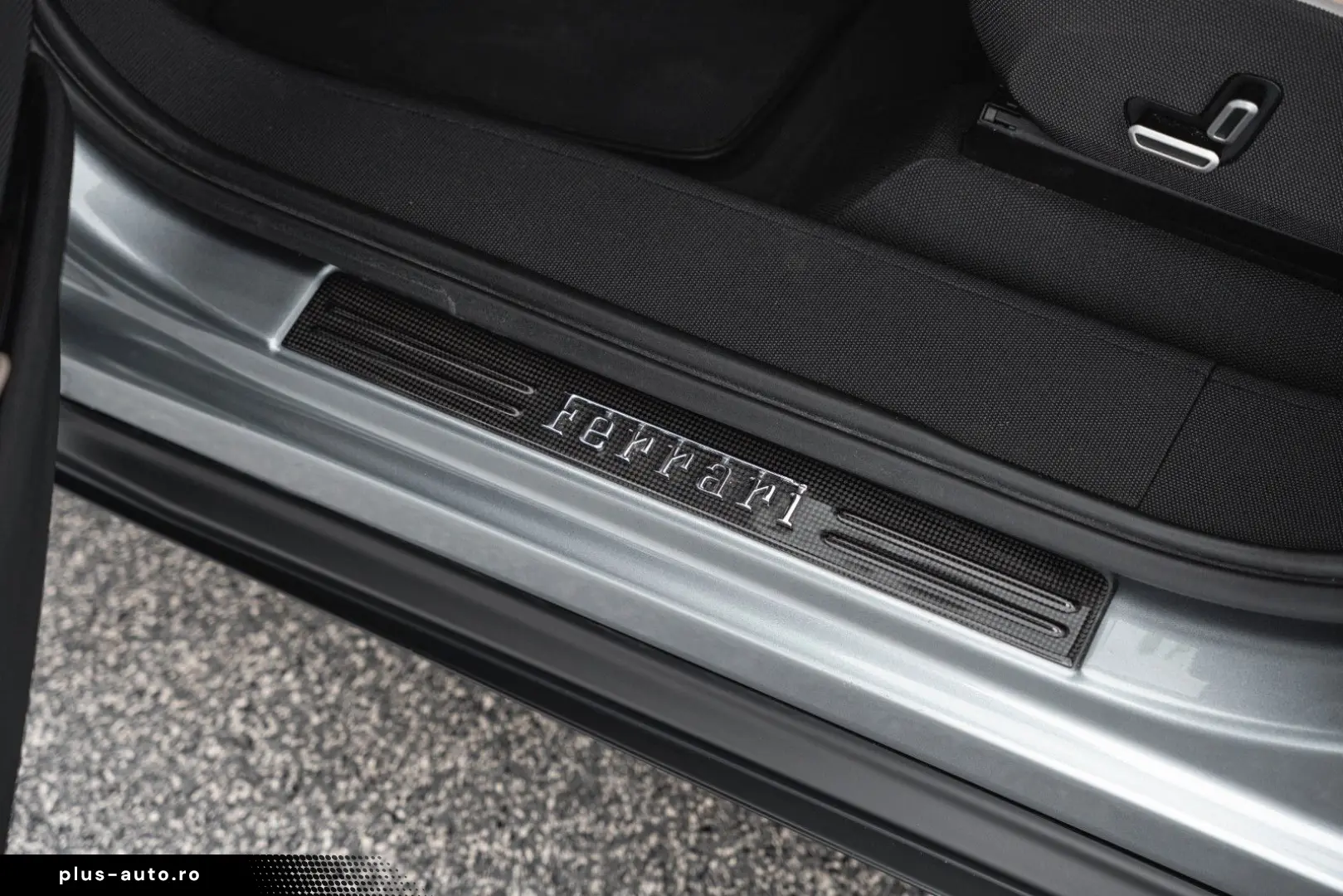 Purosangue V12 DCT 4WD