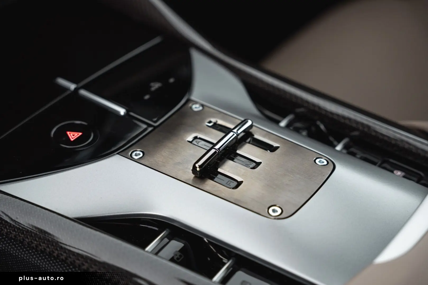 Purosangue V12 DCT 4WD