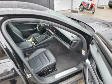 Panamera 4 Glattleder HUD Memory Parkassistent