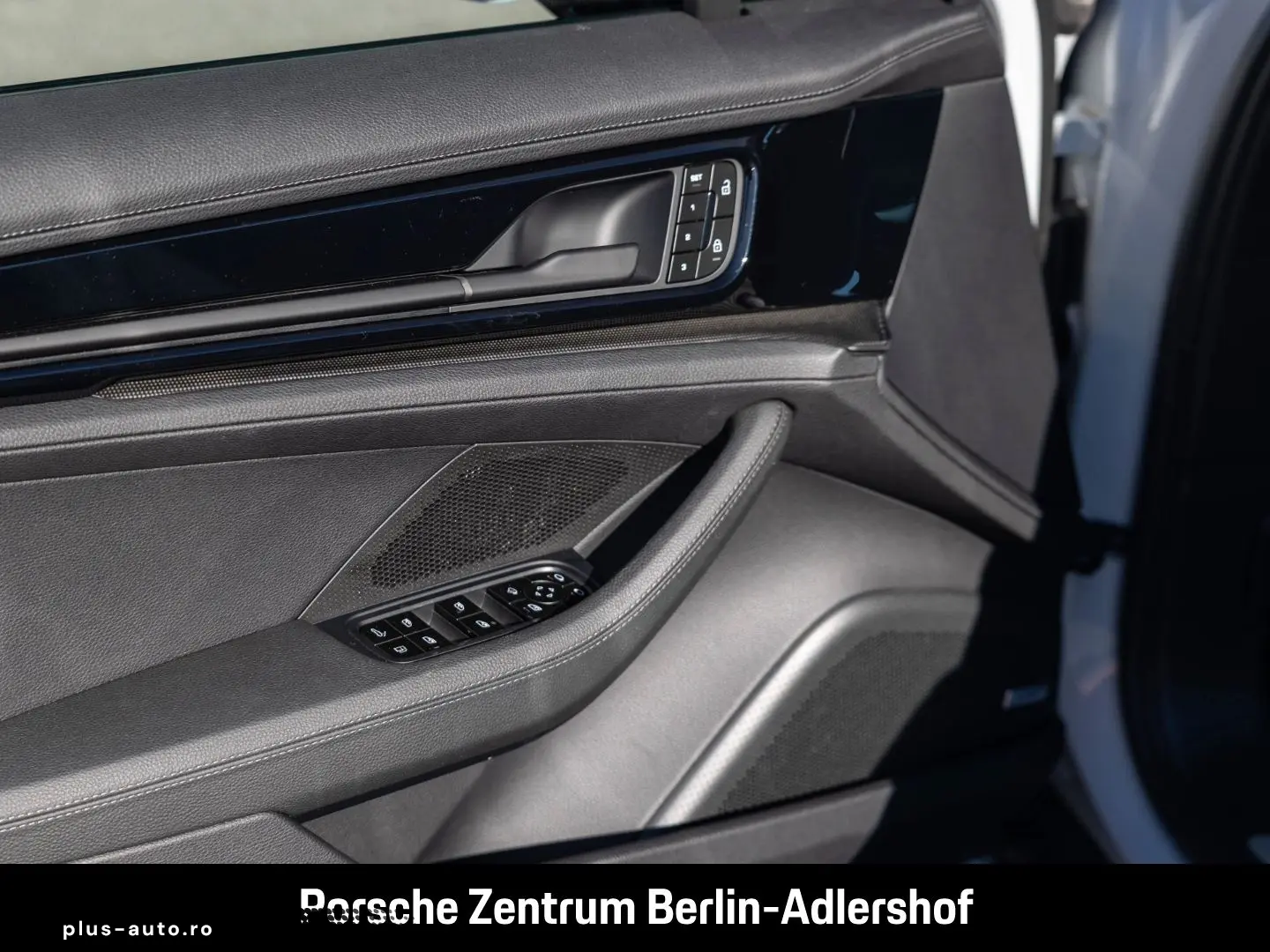 Panamera 4 E-Hybrid InnoDrive Head-Up Soft-Close