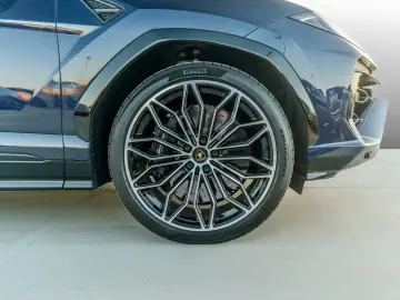 Urus SE Ad Personam