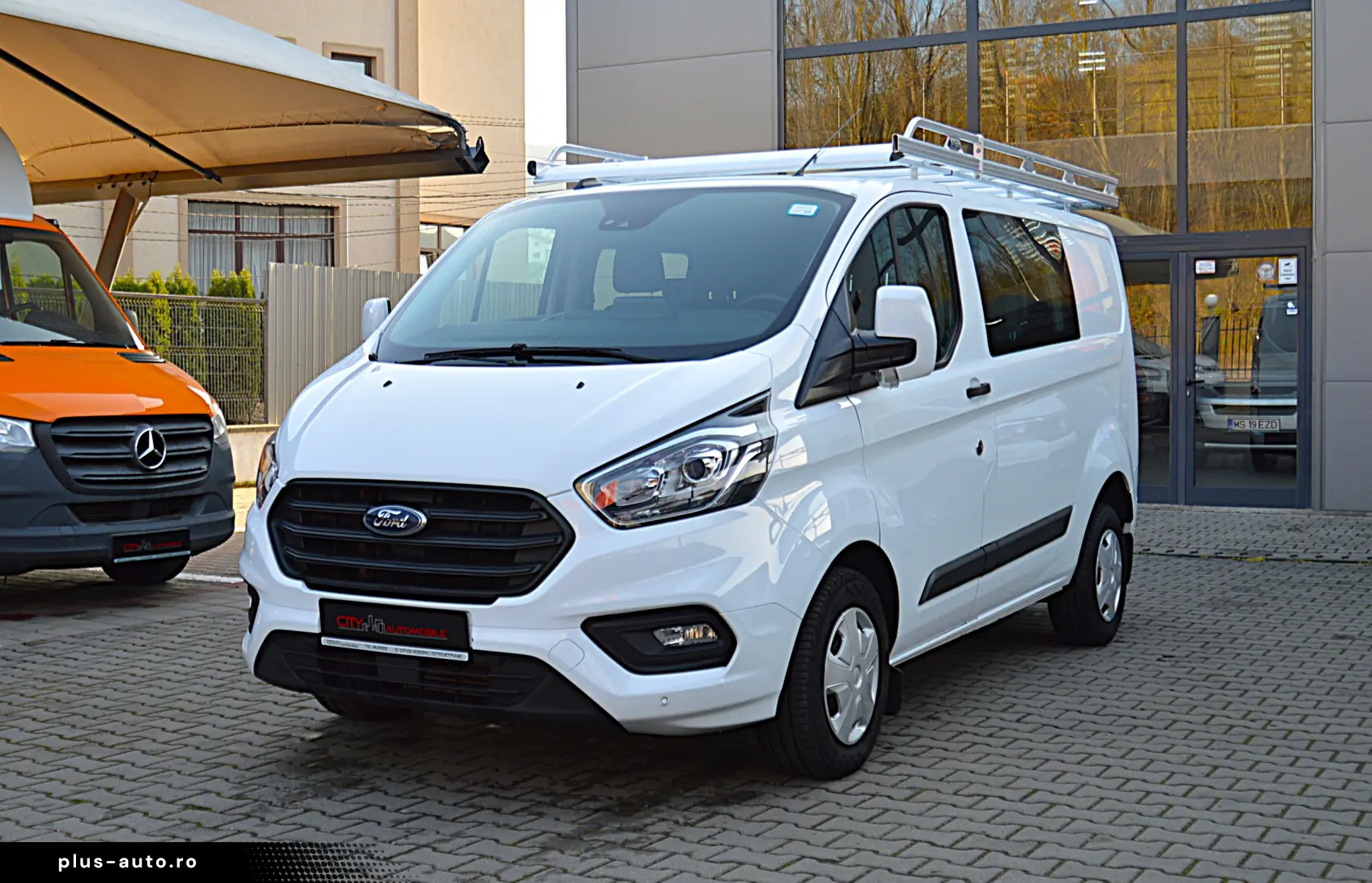 FORD  TRANSIT CUSTOM 6 LOCURI 2.0 EcoBlue 105 CP L1H1