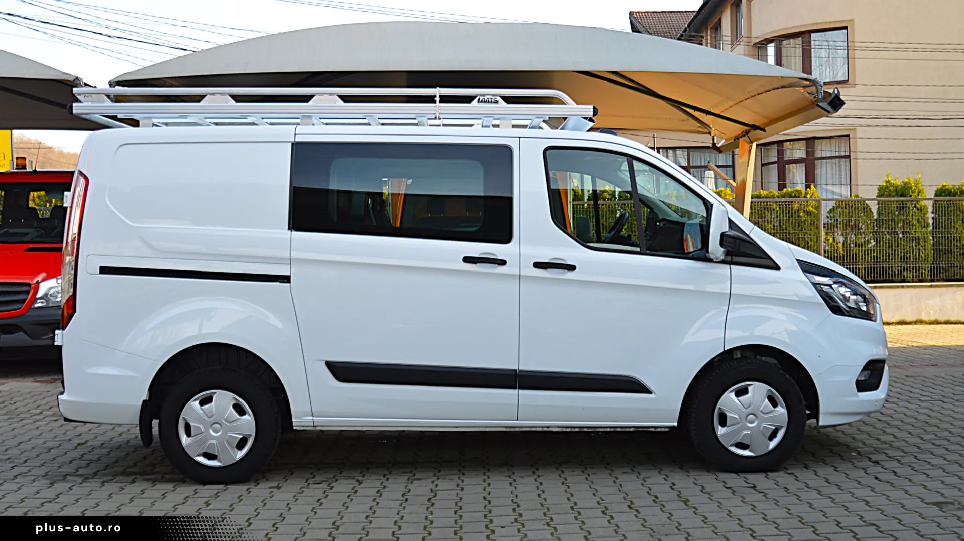 FORD  TRANSIT CUSTOM 6 LOCURI 2.0 EcoBlue 105 CP L1H1