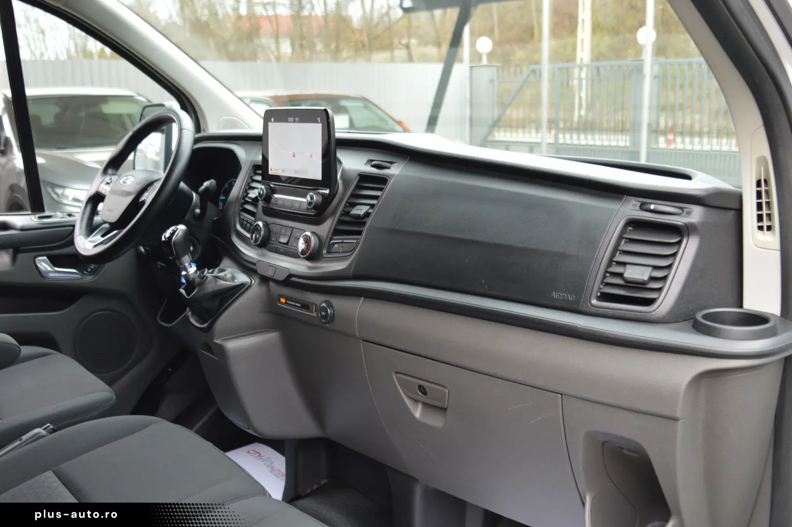 FORD  TRANSIT CUSTOM 6 LOCURI 2.0 EcoBlue 105 CP L1H1